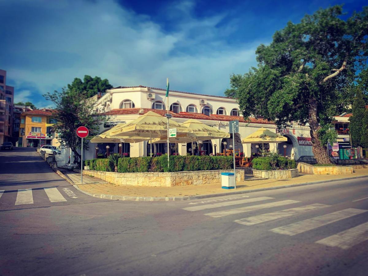 Sea Square Hotel Balchik Eksteriør billede