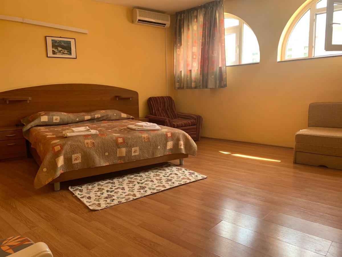 Sea Square Hotel Balchik Eksteriør billede