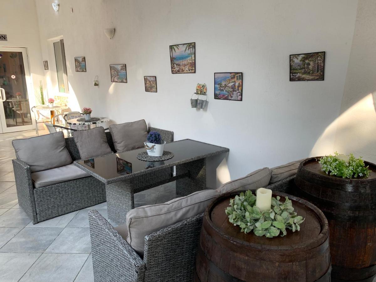 Sea Square Hotel Balchik Eksteriør billede